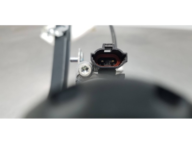 Recambio de elevalunas trasero izquierdo para ssangyong rodius xdi referencia OEM IAM 7333021001 8810021004 