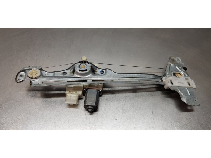 Recambio de elevalunas trasero izquierdo para peugeot 308 sw allure referencia OEM IAM 9800273480  