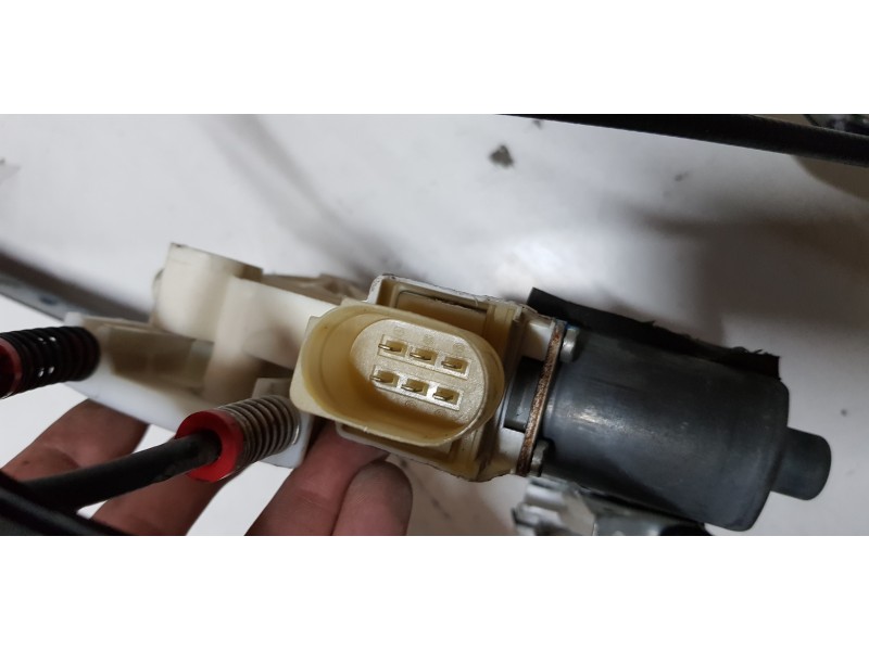 Recambio de elevalunas trasero derecho para ford s-max (ca1) titanium referencia OEM IAM 0130822287  