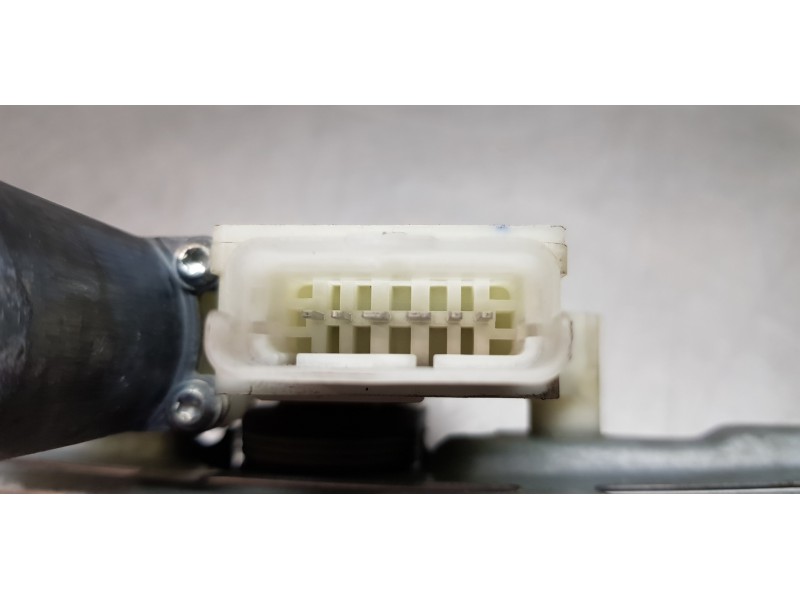 Recambio de elevalunas trasero izquierdo para peugeot 308 sw allure referencia OEM IAM 9800273480  