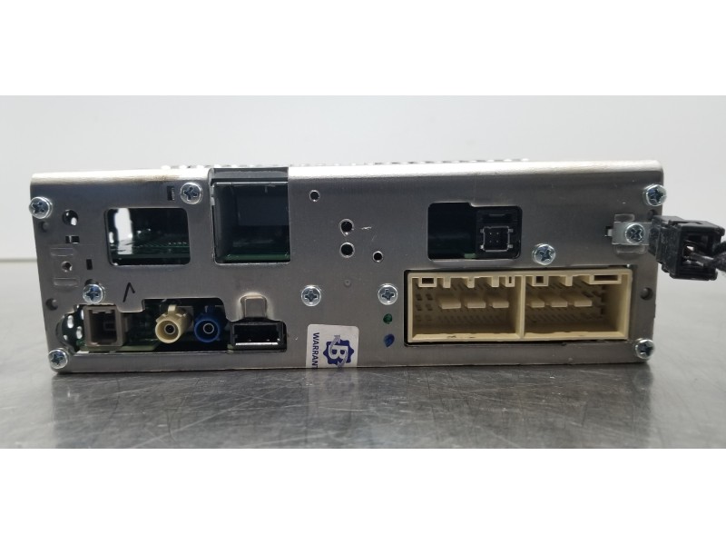 Recambio de sistema audio / radio cd para hyundai tucson klass referencia OEM IAM 96160N7120  