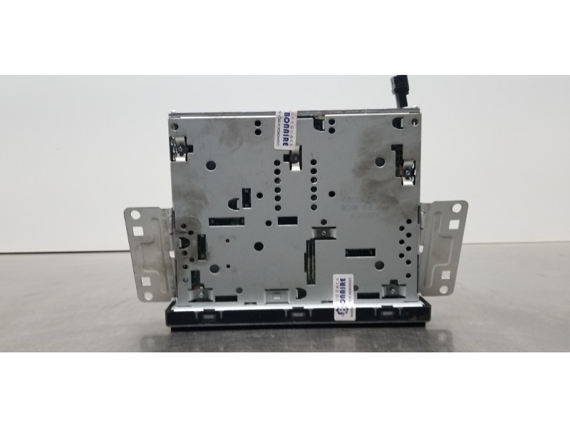 Recambio de sistema audio / radio cd para hyundai tucson klass referencia OEM IAM 96160N7120  