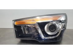 Recambio de faro izquierdo para ssangyong rodius xdi referencia OEM IAM 8310121620  