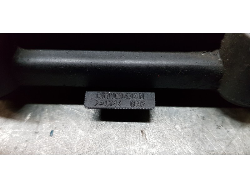 Recambio de tapa balancines para porsche cayenne (typ 9pa) básico referencia OEM IAM 059103483N   Recambio de tapa balancines para porsche cayenne (typ 9pa) básico referencia OEM IAM 059103483N