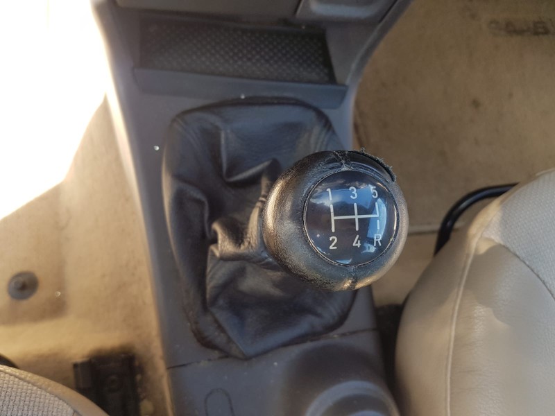 saab 9-3 berlina del año 2002