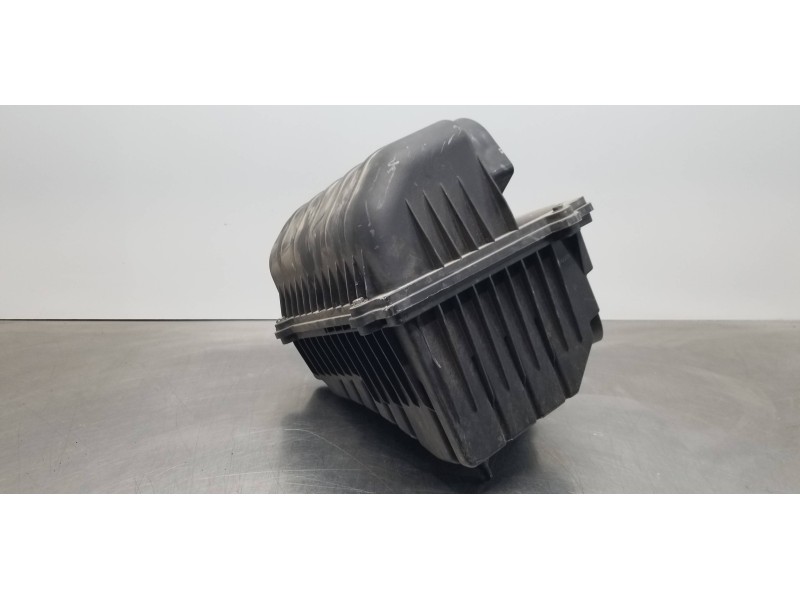 Recambio de filtro aire para ssangyong rodius xdi referencia OEM IAM 2311021100  