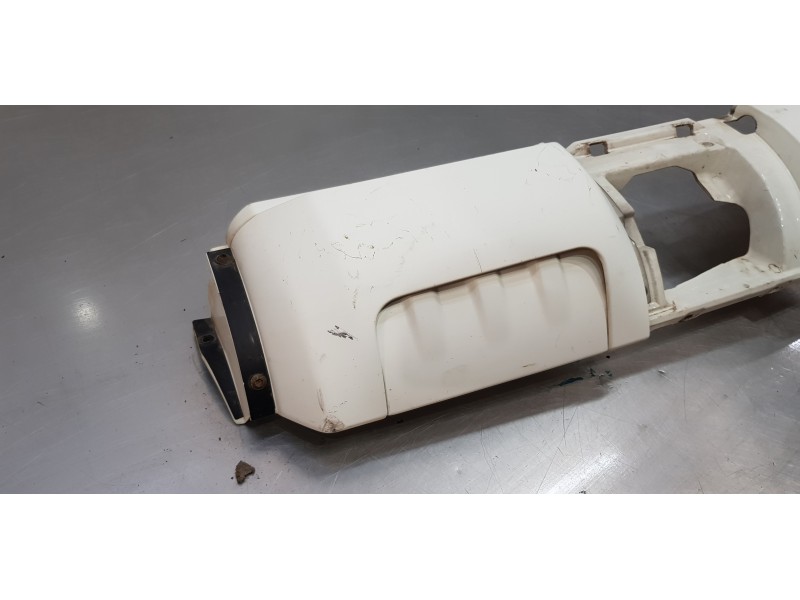 Recambio de aleta delantera derecha para nissan atleon tk356 referencia OEM IAM   