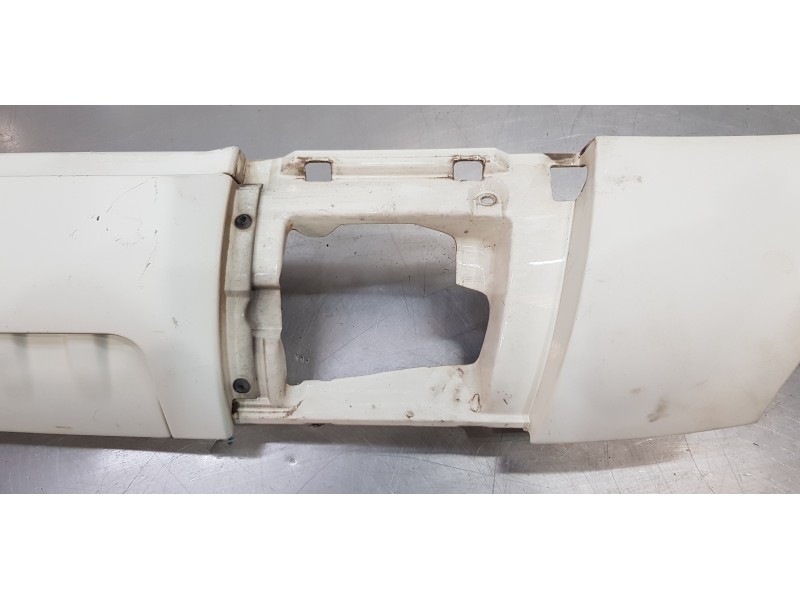 Recambio de aleta delantera derecha para nissan atleon tk356 referencia OEM IAM   