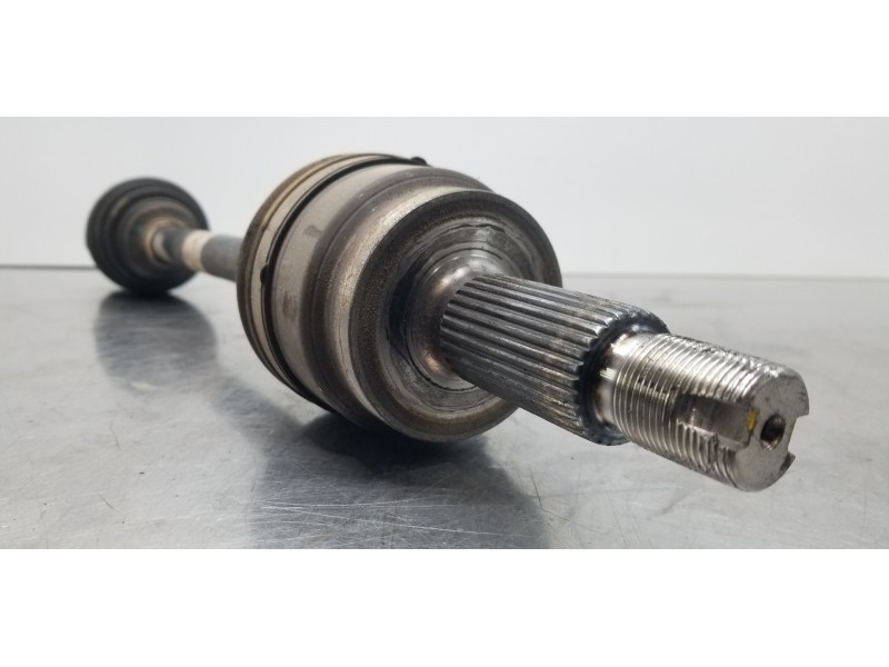 Recambio de transmision delantera izquierda para hyundai tucson klass referencia OEM IAM 49500N7210  