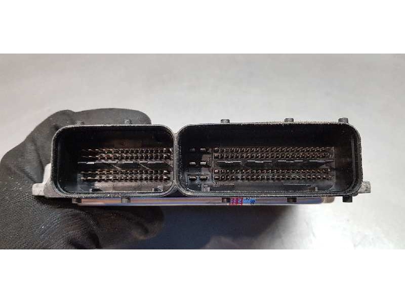 Recambio de centralita motor uce para skoda suberb (3t4) elegance referencia OEM IAM 03L906018JB  