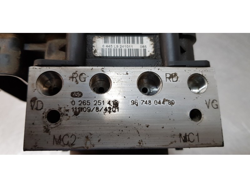 Recambio de abs para citroen c5 station wagon exclusive referencia OEM IAM 9674804480   Recambio de abs para citroen c5 station wagon exclusive referencia OEM IAM 9674804480