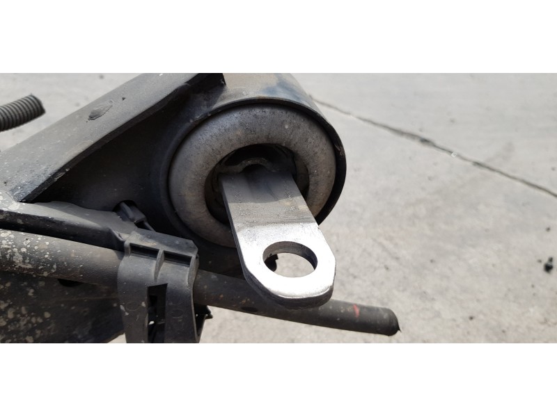 Recambio de puente trasero para peugeot 308 sw allure referencia OEM IAM 9827421180   Recambio de puente trasero para peugeot 308 sw allure referencia OEM IAM 9827421180