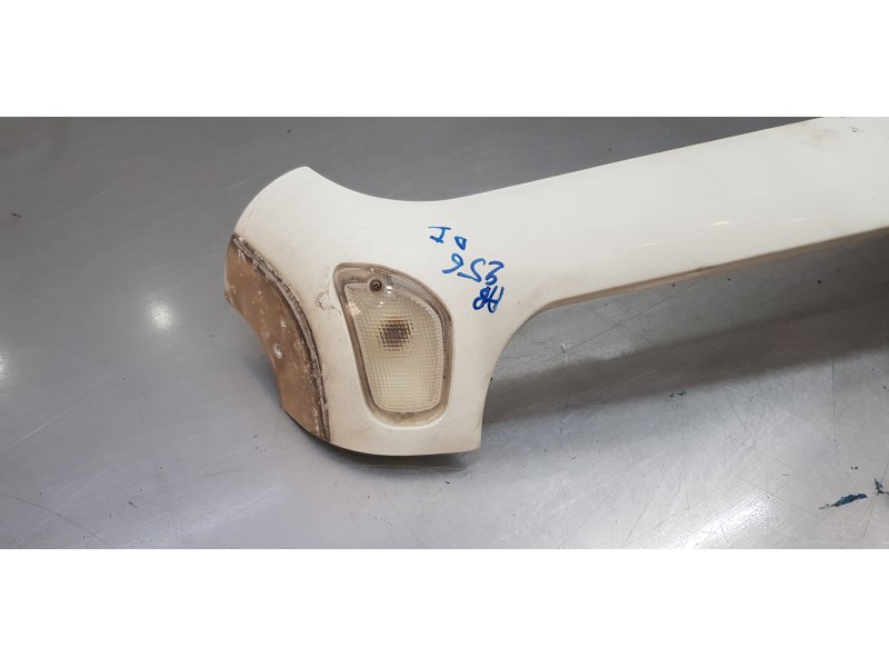 Recambio de aleta delantera izquierda para nissan atleon tk356 referencia OEM IAM   