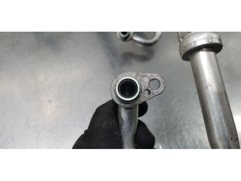 Recambio de tubos aire acondicionado para hyundai tucson klass referencia OEM IAM 97777N7011 97775N7011 