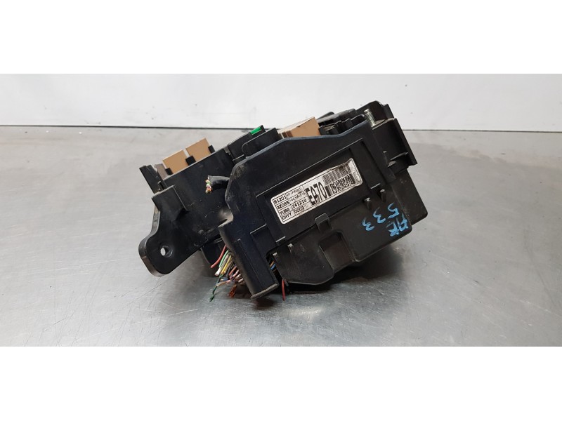 Recambio de caja reles / fusibles para hyundai i40 premium referencia OEM IAM 919513X140  