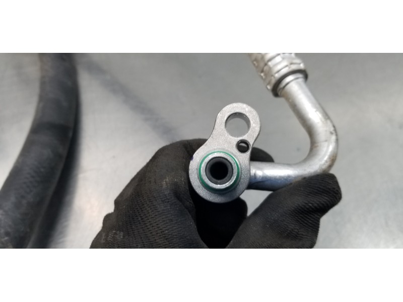 Recambio de tubos aire acondicionado para hyundai tucson klass referencia OEM IAM 97777N7011 97775N7011 