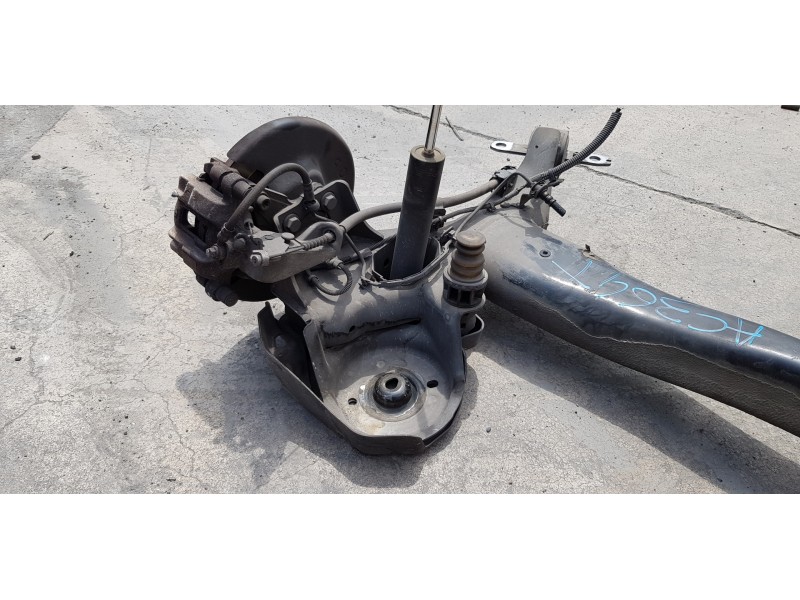 Recambio de puente trasero para peugeot 308 sw allure referencia OEM IAM 9827421180   Recambio de puente trasero para peugeot 308 sw allure referencia OEM IAM 9827421180