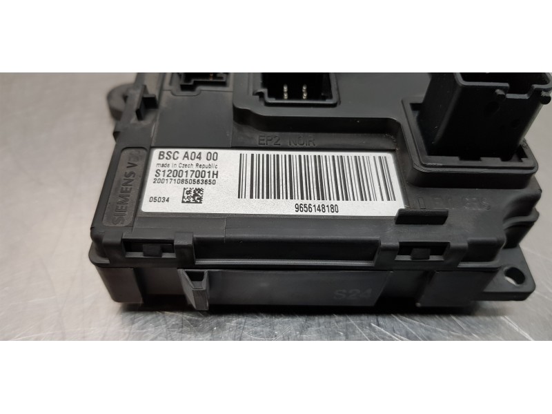 Recambio de caja reles / fusibles para peugeot 407 sw st sport referencia OEM IAM 9656148180  
