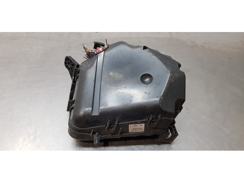 Recambio de caja reles / fusibles para hyundai i40 premium referencia OEM IAM 919513X140  