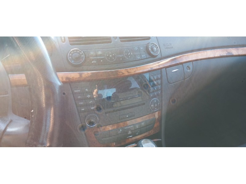 mercedes clase e (w211) berlina del año 2004