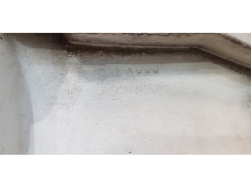 Recambio de aleta delantera izquierda para nissan atleon tk356 referencia OEM IAM   