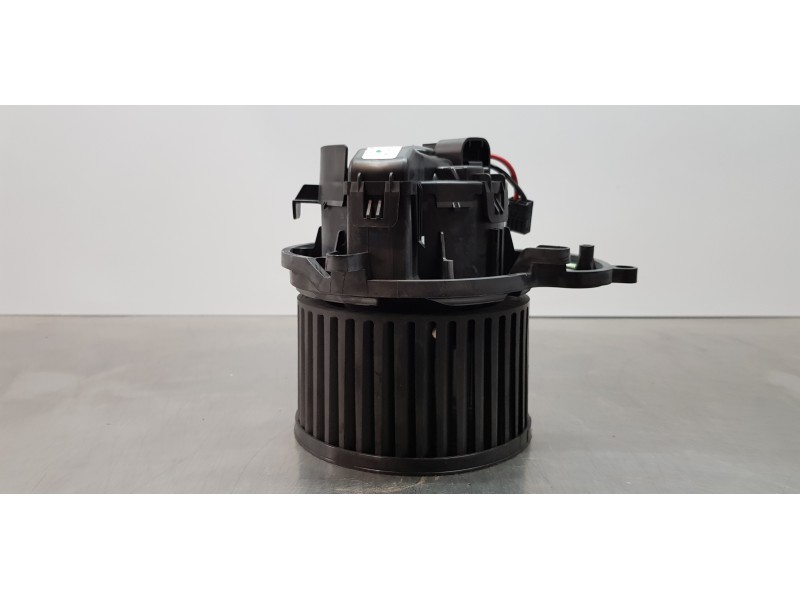 Recambio de motor calefaccion para renault espace v icon referencia OEM IAM 272109102R  