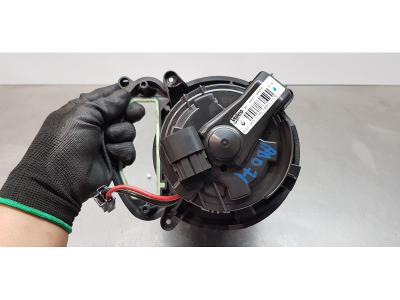 Recambio de motor calefaccion para renault espace v icon referencia OEM IAM 272109102R  