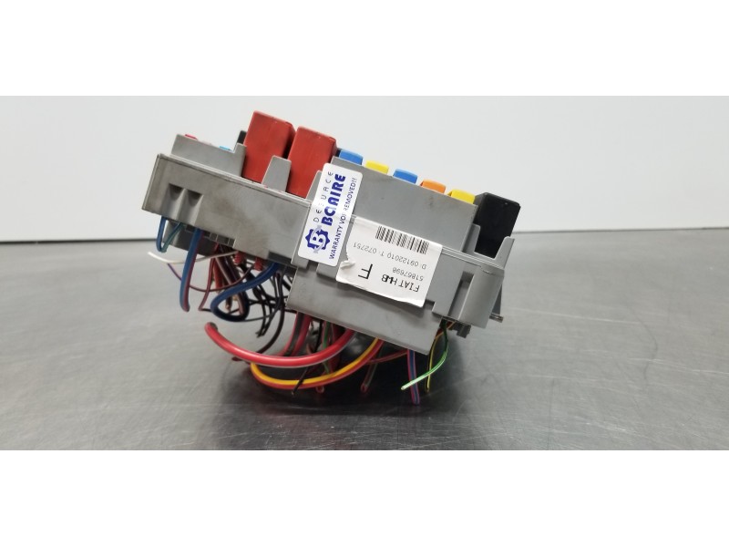 Recambio de caja reles / fusibles para fiat doblo ii cargo (263) furgón basis maxi referencia OEM IAM 51867698   Recambio de caja reles / fusibles para fiat doblo ii cargo (263) furgón basis maxi referencia OEM IAM 51867698