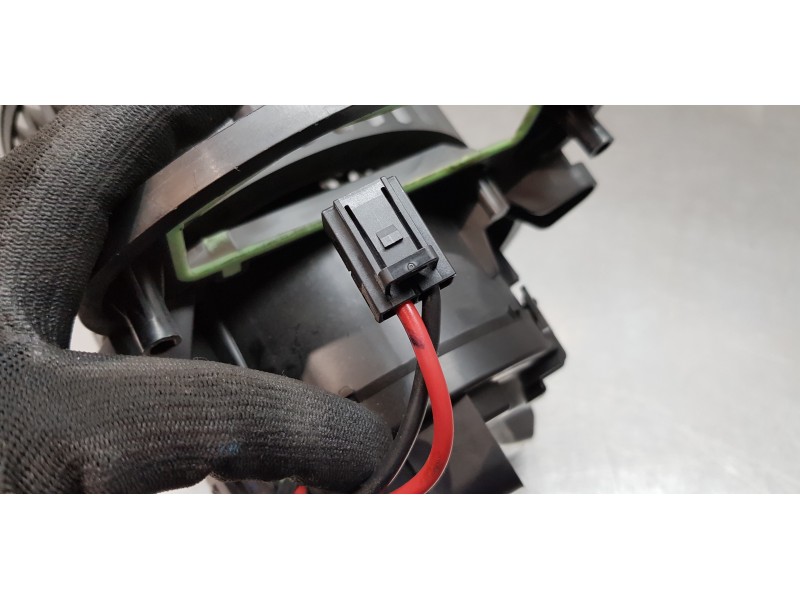 Recambio de motor calefaccion para renault espace v icon referencia OEM IAM 272109102R  