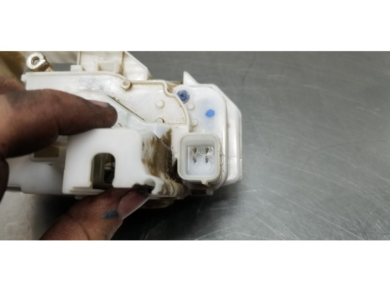 Recambio de cerradura puerta lateral derecha para fiat doblo ii cargo (263) furgón basis maxi referencia OEM IAM 51830189   Recambio de cerradura puerta lateral derecha para fiat doblo ii cargo (263) furgón basis maxi referencia OEM IAM 51830189