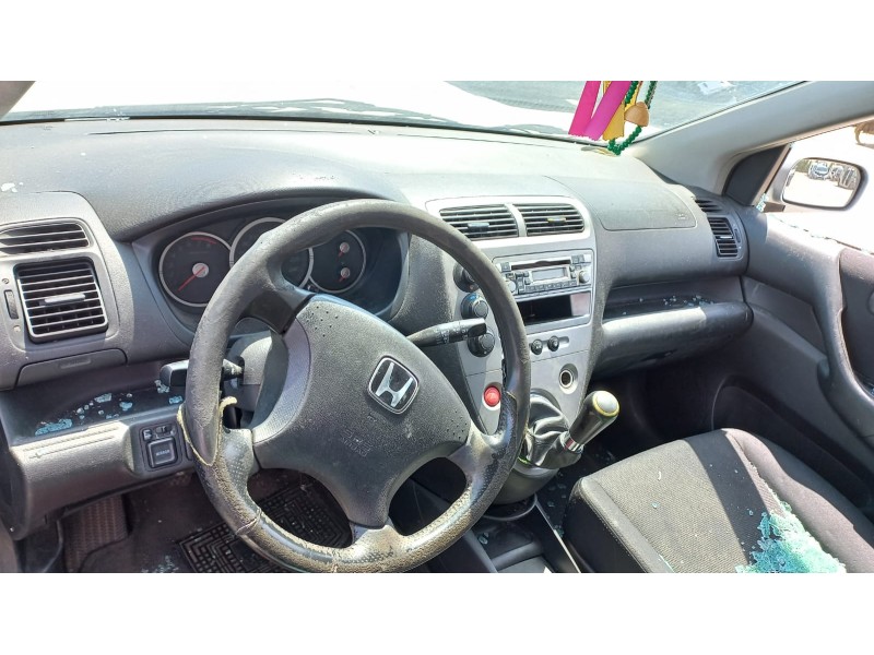 honda civic berlina 5 (eu7/8) del año 2004 honda civic berlina 5 (eu7/8) del año 2004