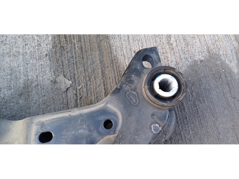 Recambio de puente delantero para land rover discovery sport pure referencia OEM IAM LR084444 GK725000AE 