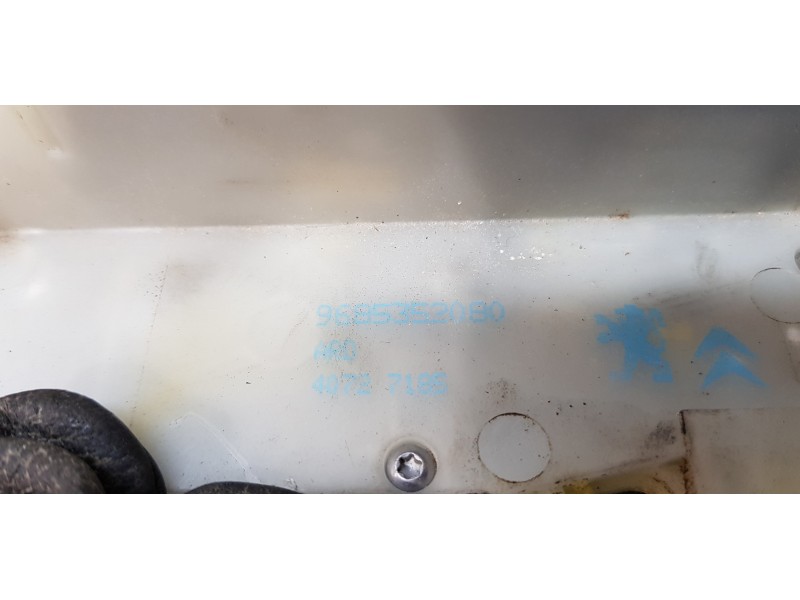 Recambio de cerradura puerta trasera derecha para citroen c4 lim. exclusive referencia OEM IAM 9685352080   Recambio de cerradura puerta trasera derecha para citroen c4 lim. exclusive referencia OEM IAM 9685352080