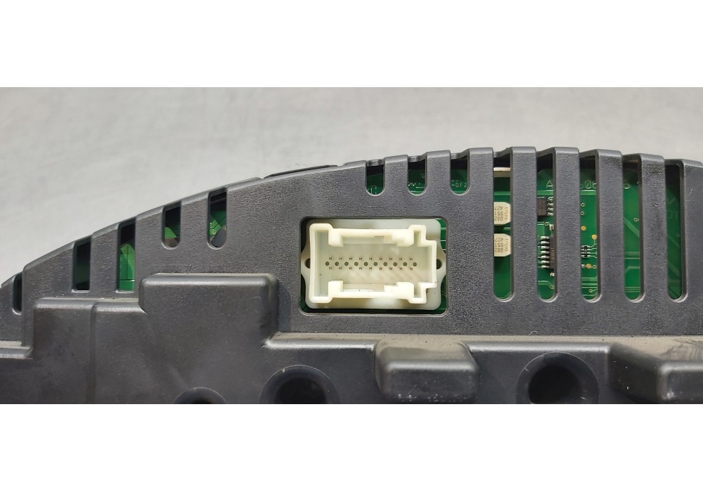 Recambio de cuadro instrumentos para mercedes clase c (w203) berlina 230 compressor (203.040) referencia OEM IAM A2035404547  