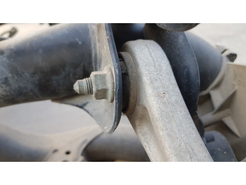 Recambio de puente trasero para porsche cayenne (typ 9pa) s referencia OEM IAM 95533103040  