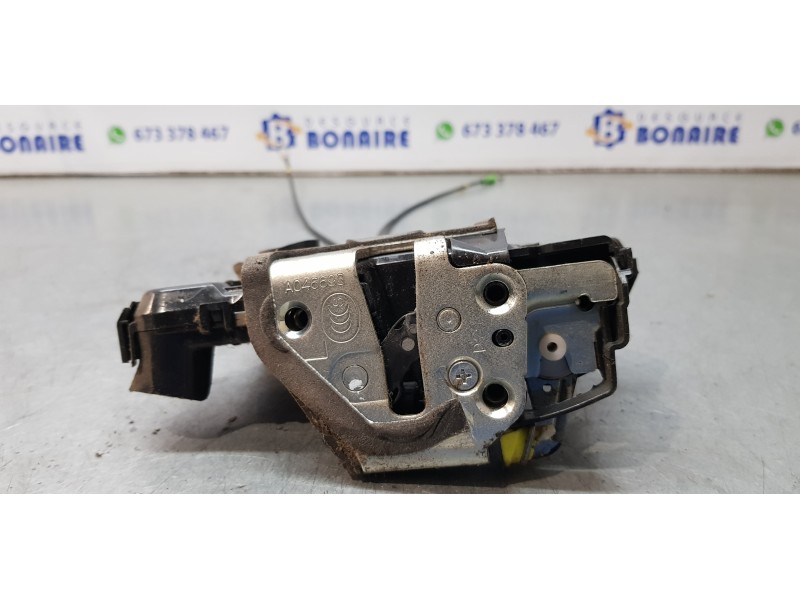 Recambio de cerradura puerta delantera izquierda para toyota auris active referencia OEM IAM 6904002210   Recambio de cerradura puerta delantera izquierda para toyota auris active referencia OEM IAM 6904002210