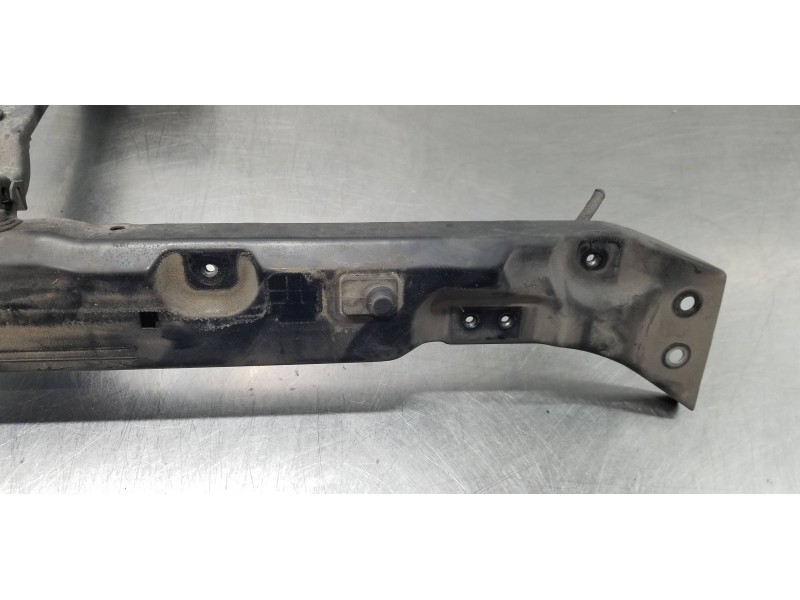 Recambio de panel frontal para ssangyong rodius xdi referencia OEM IAM 5713021500  