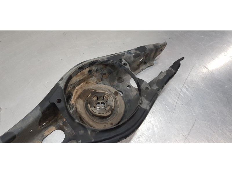 Recambio de brazo suspension inferior trasero derecho para skoda kodiaq style 4x4 referencia OEM IAM 3Q0505311E  