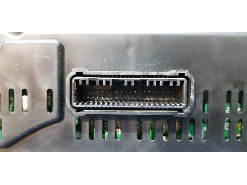 Recambio de cuadro instrumentos para hyundai i40 premium referencia OEM IAM 940113Z046  