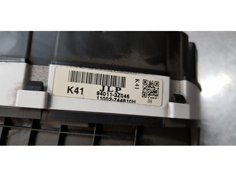 Recambio de cuadro instrumentos para hyundai i40 premium referencia OEM IAM 940113Z046  