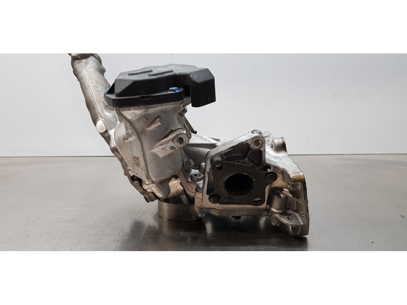 Recambio de valvula egr para mercedes clase c (w204) berlina 2.1 cdi cat referencia OEM IAM A6511400360  