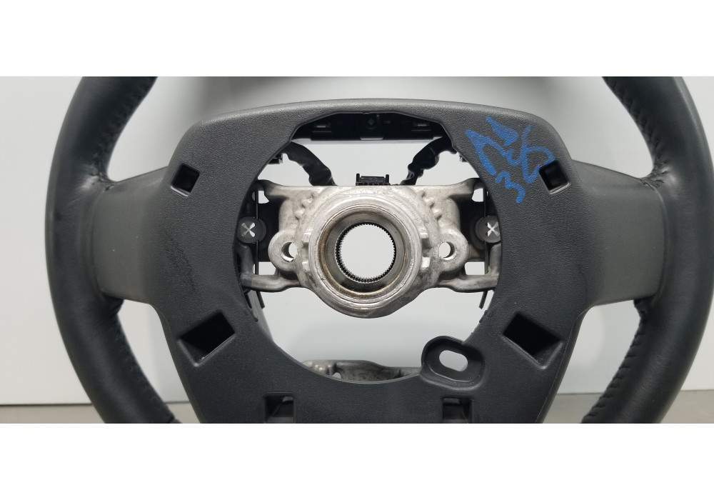 Recambio de volante para toyota corolla touring sports (e21) hybrid active referencia OEM IAM 4510202820C1  