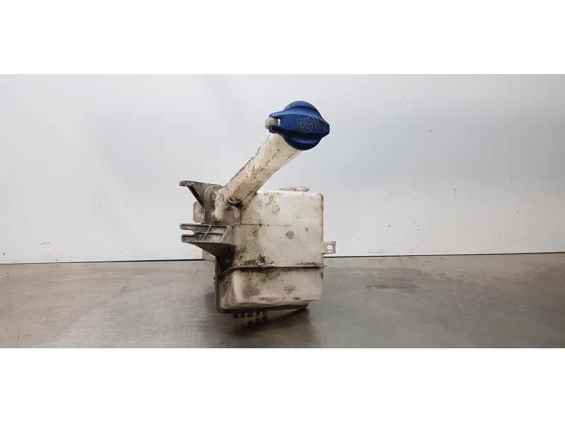 Recambio de deposito limpia para hyundai i40 premium referencia OEM IAM 986103Z001  