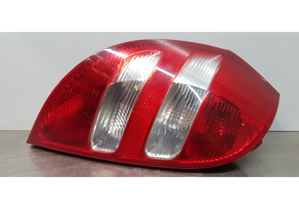 Recambio de piloto trasero izquierdo para mercedes clase a (w169) a 150 (169.031) referencia OEM IAM A1698200364  