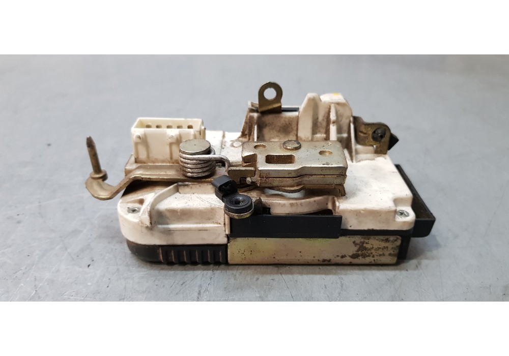 Recambio de cerradura puerta delantera derecha para lancia phedra (180) 2.2 jtd 16v executive referencia OEM IAM 9645109880  