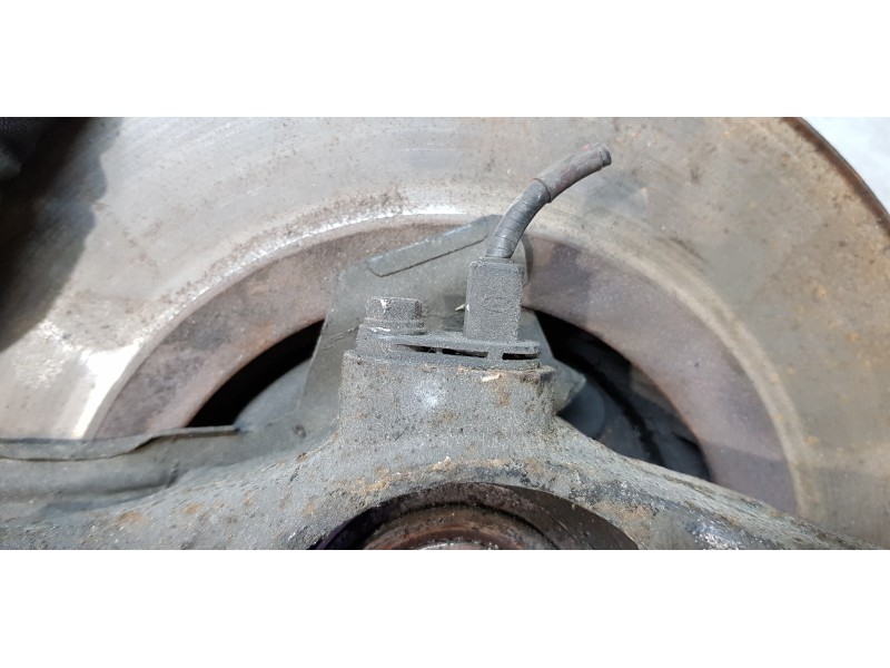 Recambio de mangueta delantera derecha para hyundai i40 premium referencia OEM IAM 517163Z000  