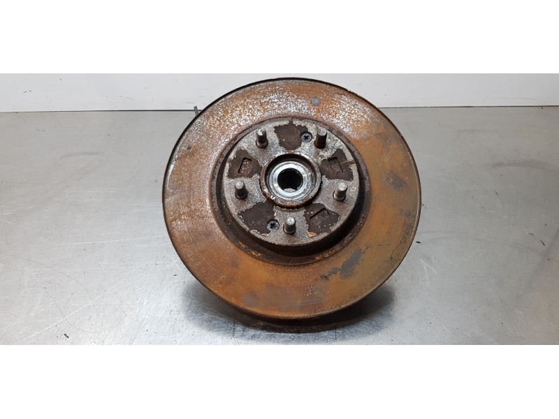 Recambio de mangueta delantera izquierda para hyundai i40 premium referencia OEM IAM 517153Z000  