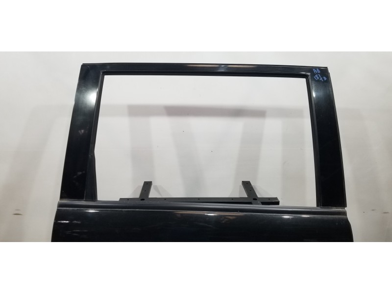 Recambio de puerta trasera derecha para ssangyong rodius xdi referencia OEM IAM 6300421200  