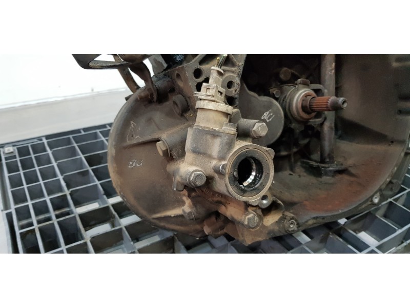 Recambio de caja cambios para fiat scudo (222) 1.9 d el furg. acristalado referencia OEM IAM 20TD30  