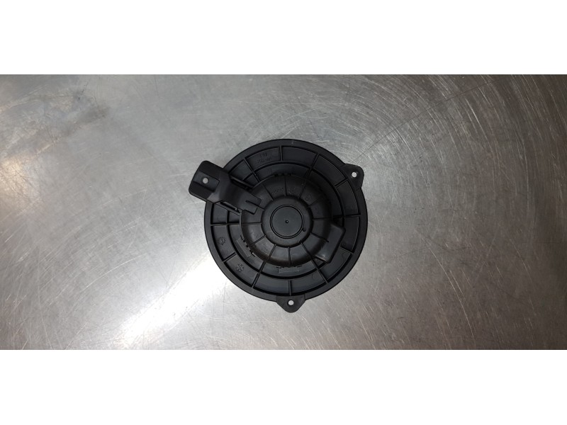Recambio de motor calefaccion para hyundai i40 premium referencia OEM IAM 971263Z000  